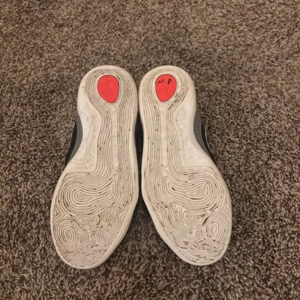 Nike kids shoes